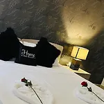 Bestie Nest Проживание в семье *