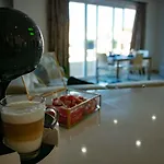 Проживание в семье Bestie Nest