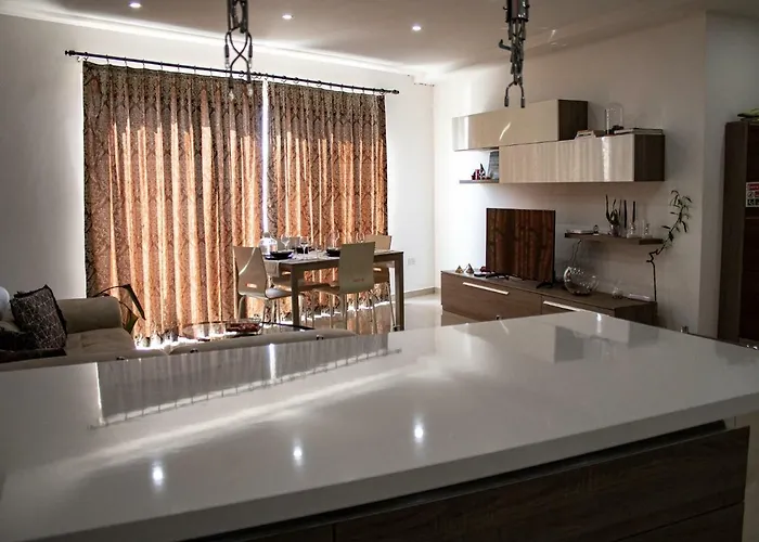 Bestie Nest Is-Swieqi