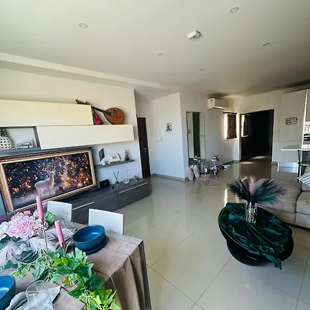 Bestie Nest Gazde/Camere de închiriat *