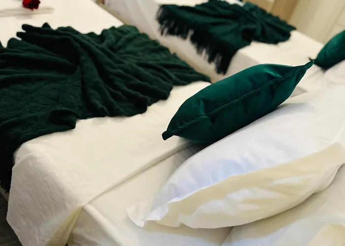 Bestie Nest Is-Swieqi